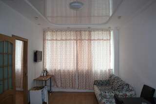 Гостиница Исток Владивосток Семейный номер с 2 комнатами-3